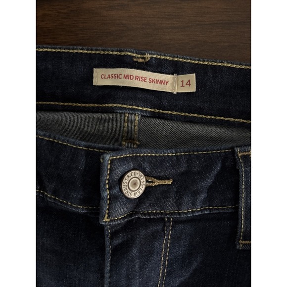 Levi's Jeans Women's Classic Mid Rise Skinny Blue Denim Size 14M Stretch Modern - Picture 7 of 13